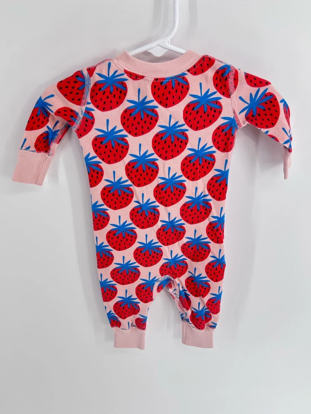 Hanna Andersson Baby Zip Sleeper with Red and Blue Strawberry Print - 0/3 months